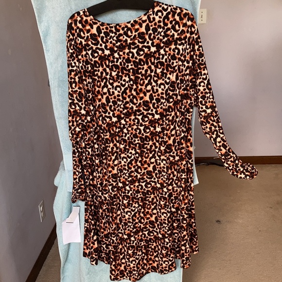 Relist12/15 Bobeau Animal print dress with stretch size 3X - Picture 6 of 17